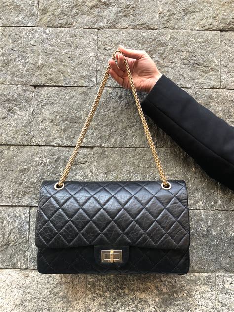 chanel reissue black gold